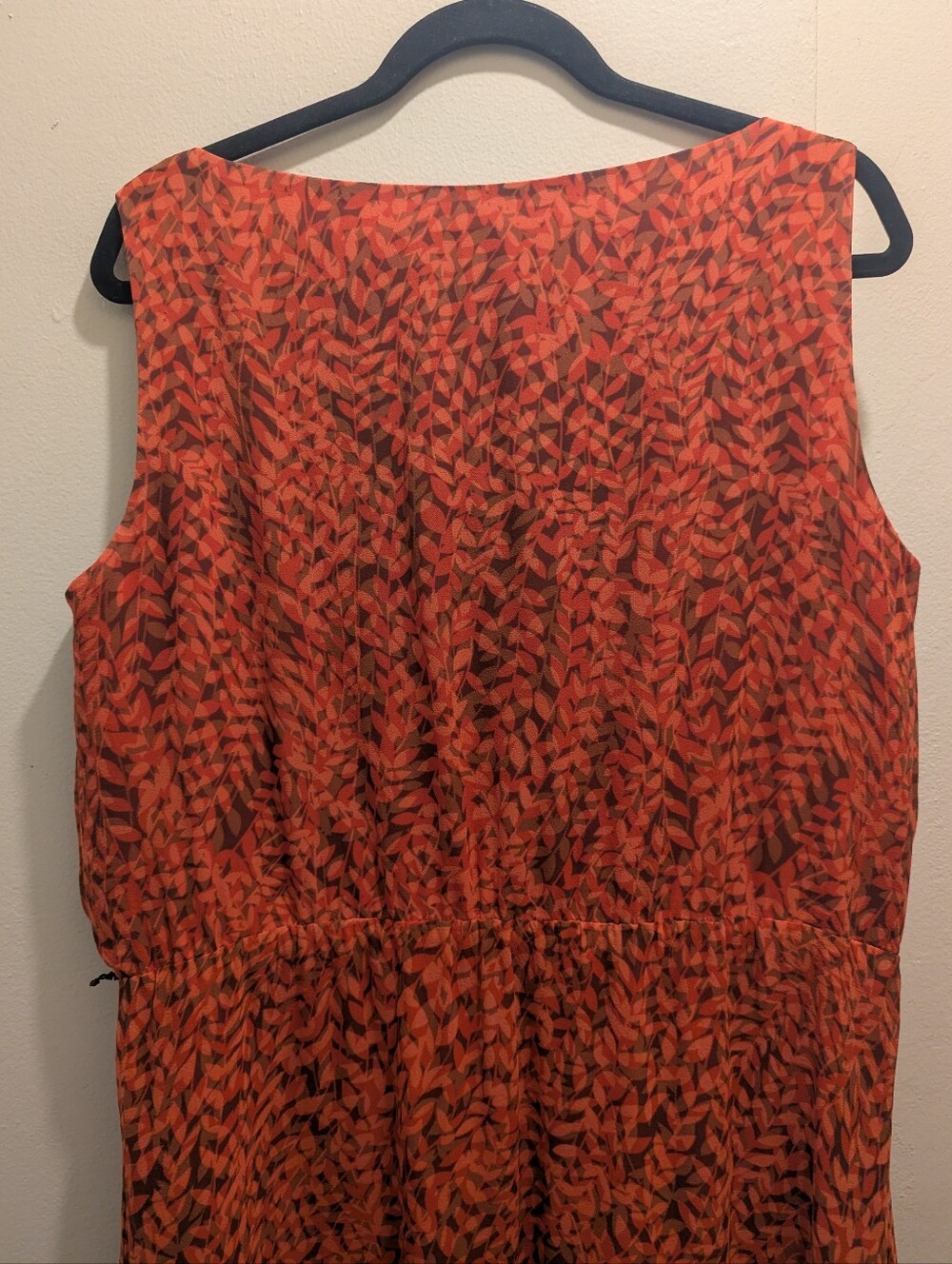 Coldwater Creek Cowl Neck Sleeveless Silk Dress Burnt Orange Leaf Pattern - 16 - Picture 8 of 12